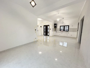 Duplex superb cu 5 camere | Giroc - imagine 2