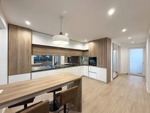 COM 0% | Duplex deosebit cu 4 camere, despărțit prin camera tehnica | Girocului - imagine 2