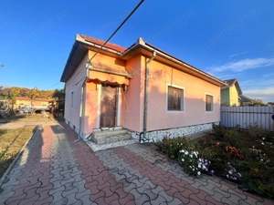 Casa spatioasa cu posibilitate SAD | Petfriendly | Ronat