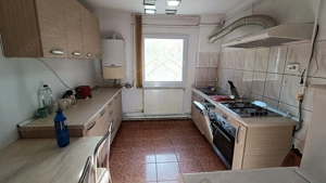 Apartament spațios cu 4 camere | Zona Medicină | Termen lung