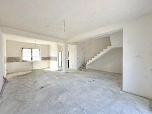 Duplex cu 3 camere, despărțit prin baie | Mosnita Noua | Valery 3