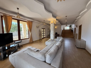 Casa deosebita cu 8 camere | Dumbravita | Kaufland - imagine 3