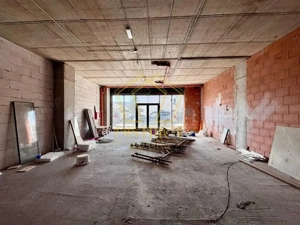 Spatiu comercial 118mp, bloc nou | Campeador