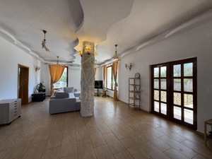 Casa deosebita cu 8 camere | Dumbravita | Kaufland - imagine 4