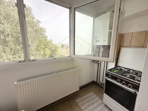 Apartament cu 2 camere decomandat | Complexul Studentesc - imagine 8