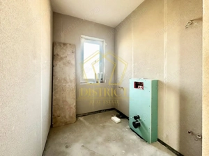 Duplex superb cu 5 camere despartit prin garaj | Dumbravita - imagine 12