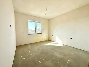 Duplex superb cu 5 camere despartit prin garaj | Dumbravita - imagine 8