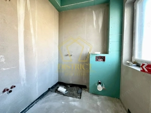 Duplex superb cu 5 camere despartit prin garaj | Dumbravita - imagine 5