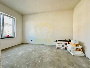 Duplex superb cu 5 camere despartit prin garaj | Dumbravita - imagine 3