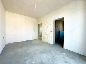 Duplex superb cu 5 camere despartit prin garaj | Dumbravita - imagine 10