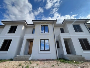 Case înșiruite cu 4 camere  | Giroc | Hotel IQ - imagine 2