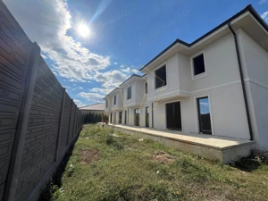 Case înșiruite cu 4 camere  | Giroc | Hotel IQ - imagine 6