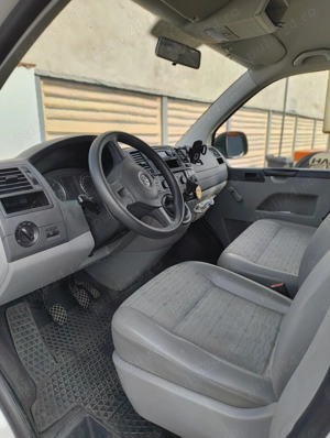 Vind WV Transporter,diesel,cutie manuala ,prima înmatriculare iunie 2013,alb,neavariat,,climatizare. - imagine 9