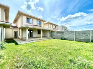 Casa despărțită prin garaj cu 5 camere | Giroc - imagine 4