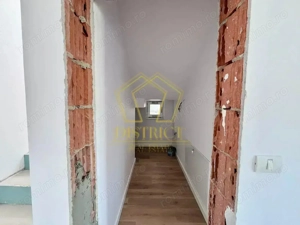 Duplex cu 5 camere, despartit prin camera tehnica I Dumbravita - imagine 9