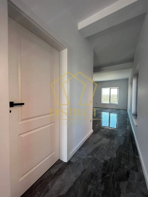 Duplex 5 camere despartit prin camera tehnica | Ghiroda - imagine 10