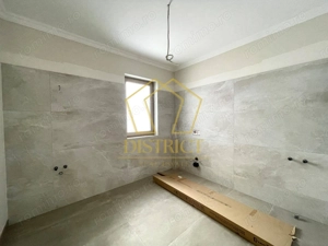 Casa despărțită prin garaj cu 5 camere | Giroc - imagine 12