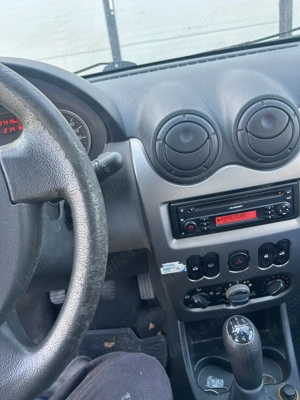 Dacia sandero 1.2 16V - imagine 2