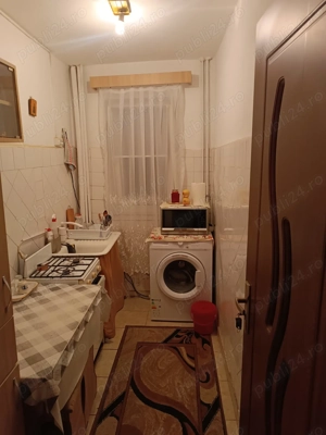 Vand apartament 3 camere  - imagine 3