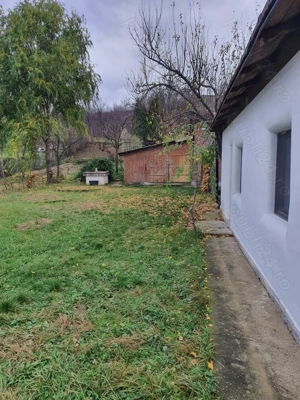 Teren si casa de vacanta ecologica in Stancesti - imagine 9