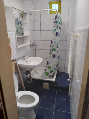 Vând garsonieră în Deva, et.2, zona Dacia. - imagine 4