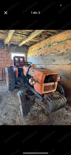 Tractor Fiat 411 cu stivuitor