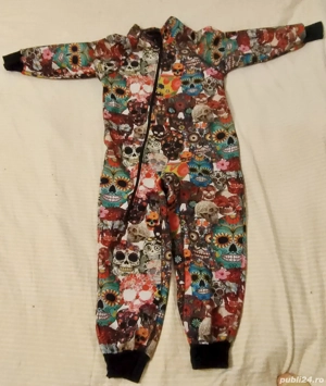 Salopeta călduroasă și impermeabilă