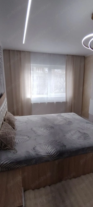 Proprietar ofer spre vânzare apartament cu 3 camere  - imagine 3