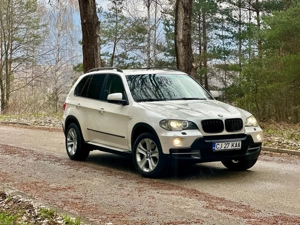 Vand masina Acum X5 - 4x4, 3L Motorină 7 locuri, ITP valabil până la 08 2  km, aer co - imagine 4