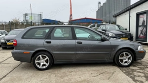 ** Volvo V40 ** - imagine 13