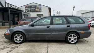 ** Volvo V40 ** - imagine 12