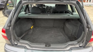 ** Volvo V40 ** - imagine 17