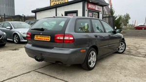 ** Volvo V40 ** - imagine 5