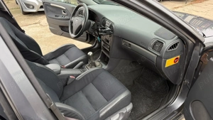 ** Volvo V40 ** - imagine 8