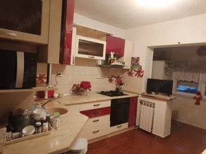 Vând apartament 4 camere  - imagine 2