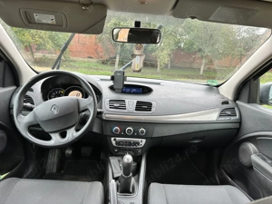 De vînzare . Renault Megane 3, benzina motor 1,6 !