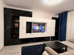 Apartament cu 2 camere decomandat, Zona Republica Sector 3 - imagine 2