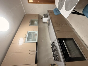 Apartament cu 2 camere decomandat, Zona Republica Sector 3 - imagine 9