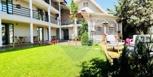 Pensiune de vanzare Mamaia Nord pe partea cu marea