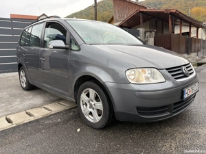 VW TOURAN 1.6benzina 116cp an2006 1proprietar de5 ani in RO - imagine 2