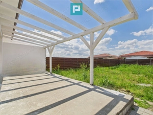 1/2 Duplex cu 4 camere și 2 băi în Moșnița Nouă