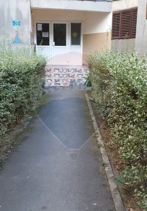 Apartament cu 4 camere de vânzare în zona Iosia - imagine 11