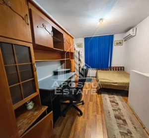 Garsoniera in bloc de apartamente, zona Lipovei