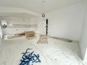 Apartament tip penthouse cu 3 camere si terasa de 30 mp in Braytim - imagine 6