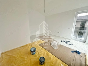 Apartament tip penthouse cu 3 camere si terasa de 30 mp in Braytim - imagine 10