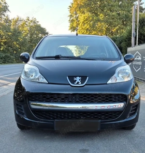 Peugeot 107 automat senzori parcare navigatie