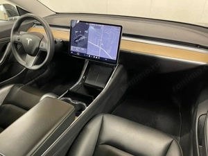 Tesla Model 3 - imagine 9