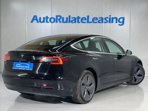 Tesla Model 3 - imagine 3
