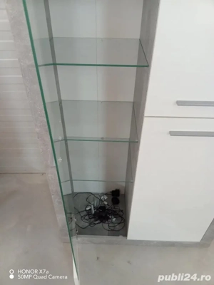 Vitrina modernă cu led-uri de vânzare  - imagine 3