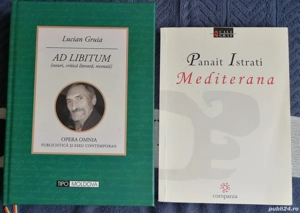 Cărți de vânzare. 